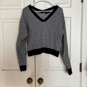 Able V-Neck Sweater